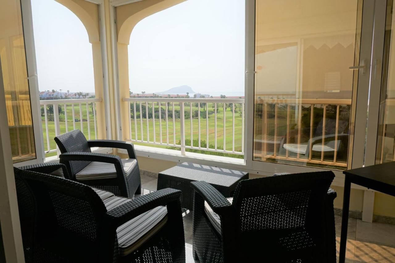 Golf Del Sur Apartment - Magnificent Panorama Of The Ocean, El Teide, And Montana Roja ซานมิเกลเดียโบนา ภายนอก รูปภาพ