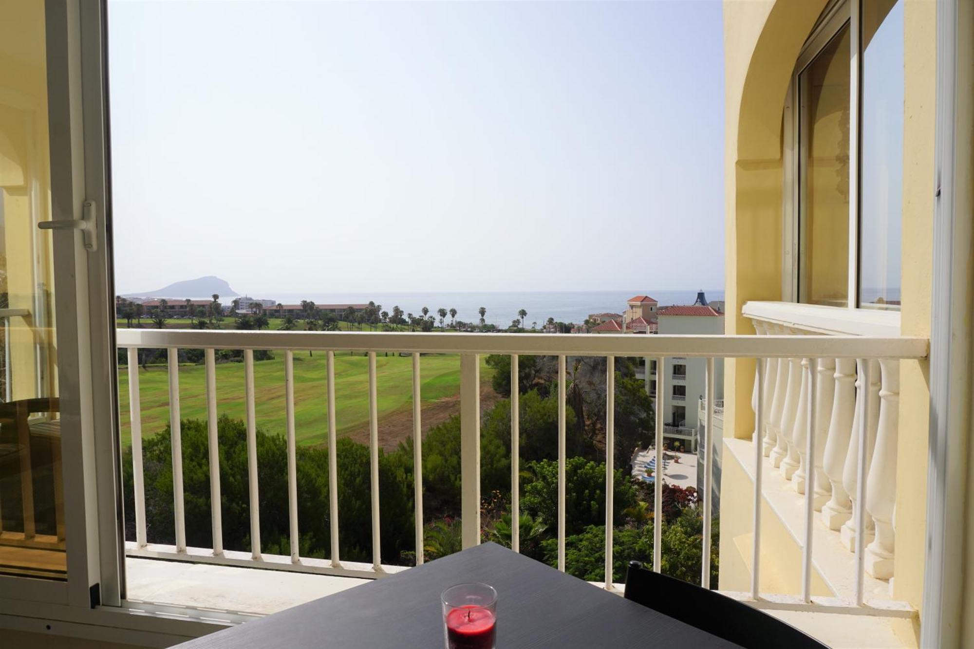 Golf Del Sur Apartment - Magnificent Panorama Of The Ocean, El Teide, And Montana Roja ซานมิเกลเดียโบนา ภายนอก รูปภาพ